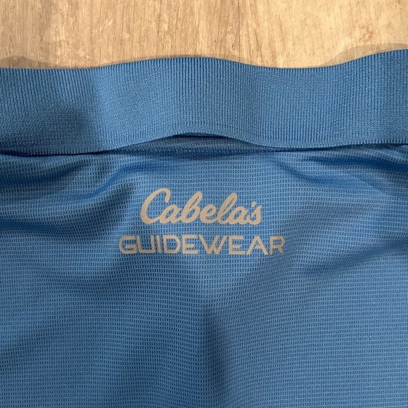 Cabelas Blue Polo Shirt with Short Sleeves and Textured Fabric - Picture 4 of 4